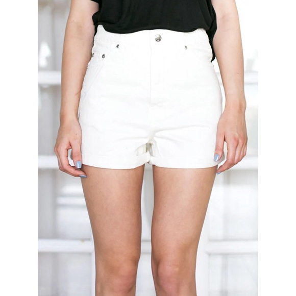 Cheap Monday white denim shorts ☀️🕶️ - Picture 4 of 6